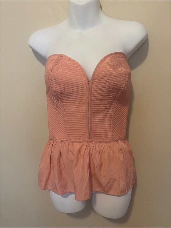 Akira Chicago Tops - Strapless Peach Bustier Peplum Top with Front Zip